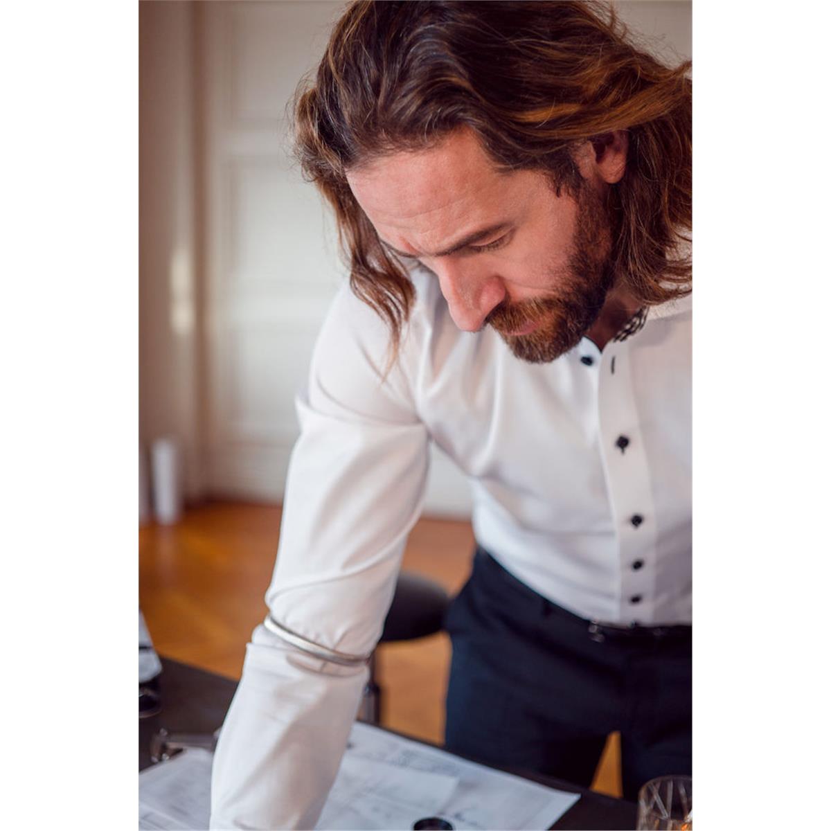 Red Bow 20 Men's Shirt - view