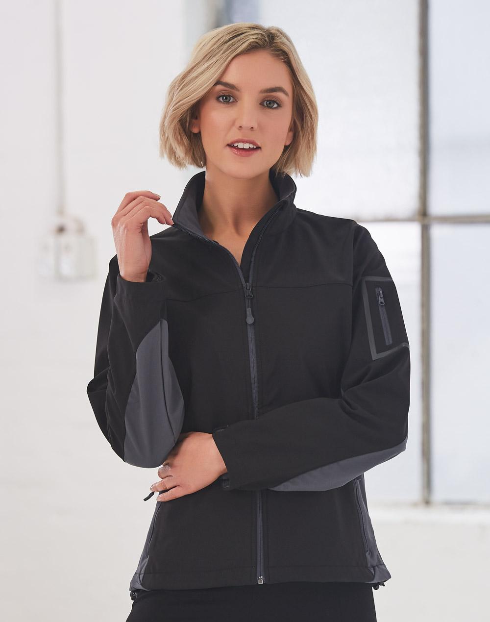 Winning Spirit Ladies' Contrast Softshell Jacket JK32