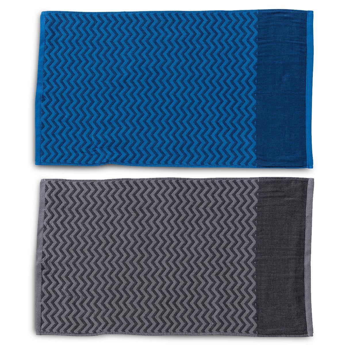 Elite Gym Towel with Pocket - view