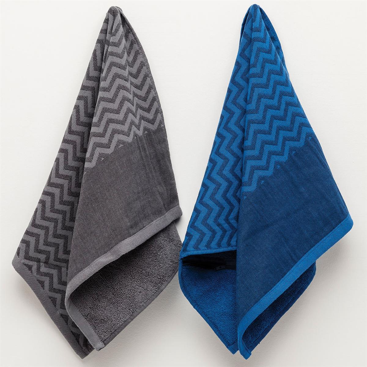 Elite Gym Towel with Pocket - view