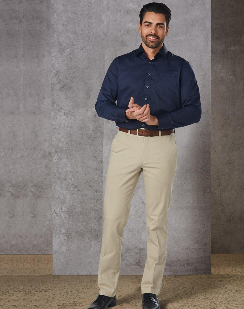 Benchmark Men's Chino Pants M9360