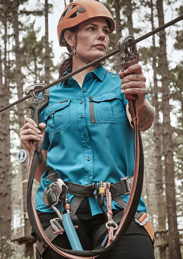 Womens Outdoor Short Sleeve Shirt - Diesel - Model